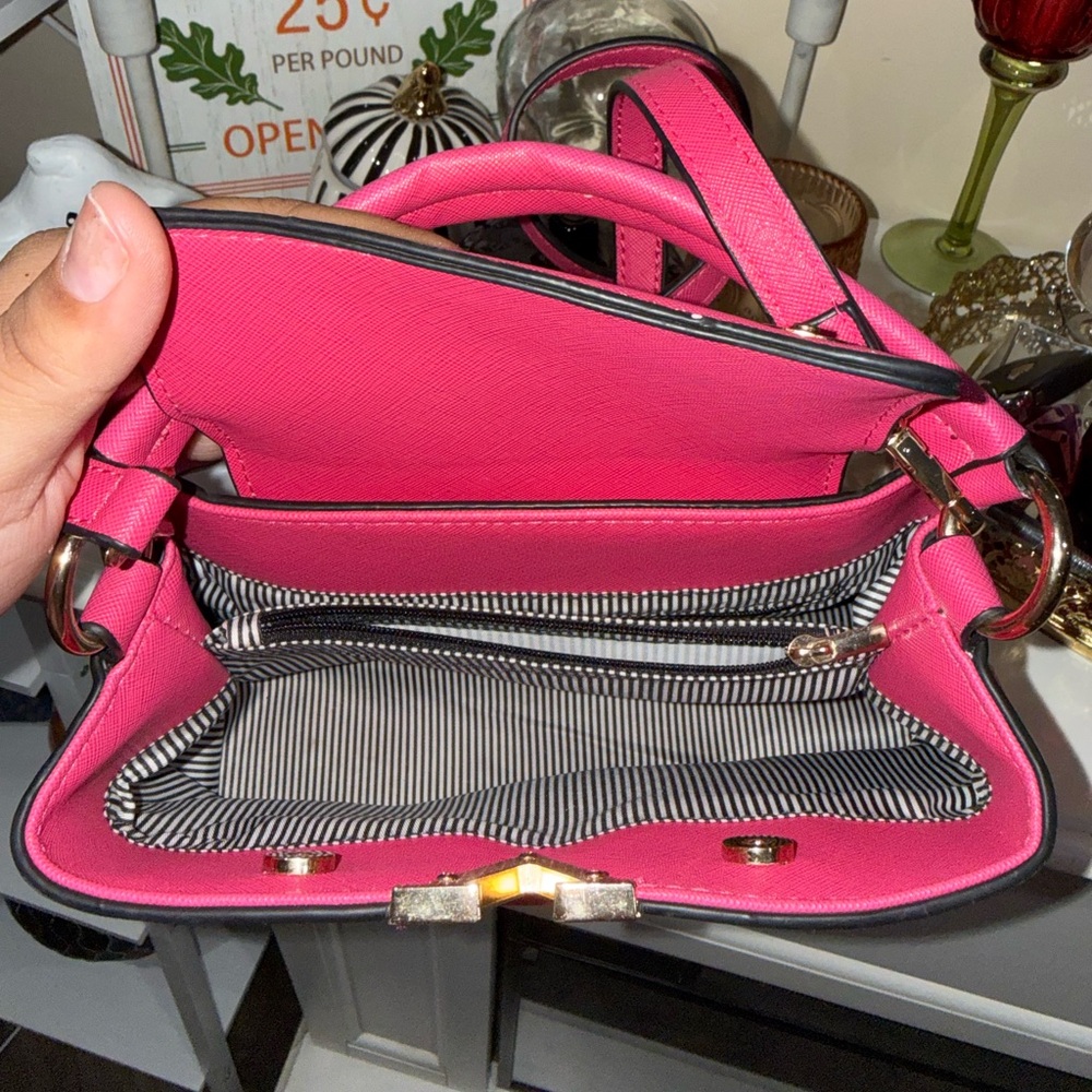 Pink Designer Handbag - Picture 5 of 5